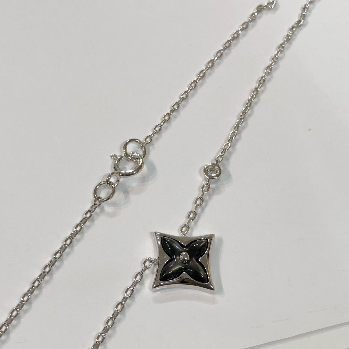 [✨ROSE💎]STAR BLACK MOP NECKLACE